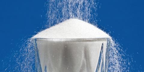Sugar pouring