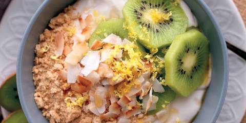 Lemon, Kiwifruit & Coconut Cream "Pie"